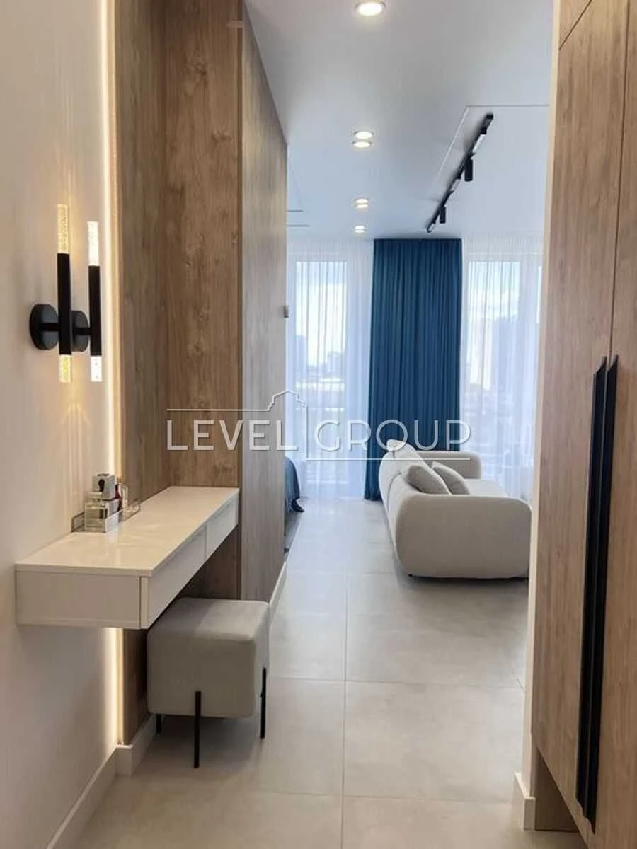 One-bedroom apartment for sale in Greenville Park/ Mykola
