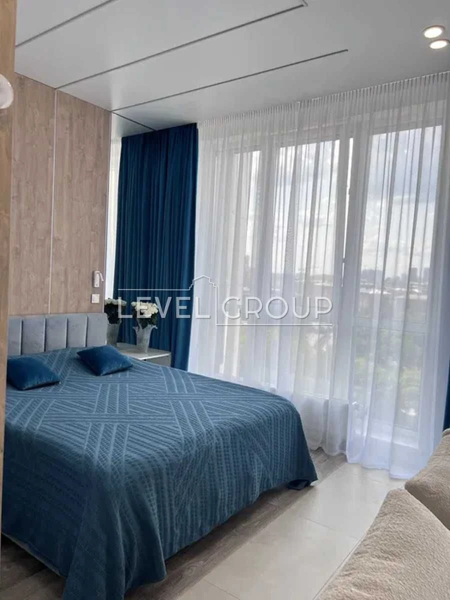 One-bedroom apartment for sale in Greenville Park/ Mykola