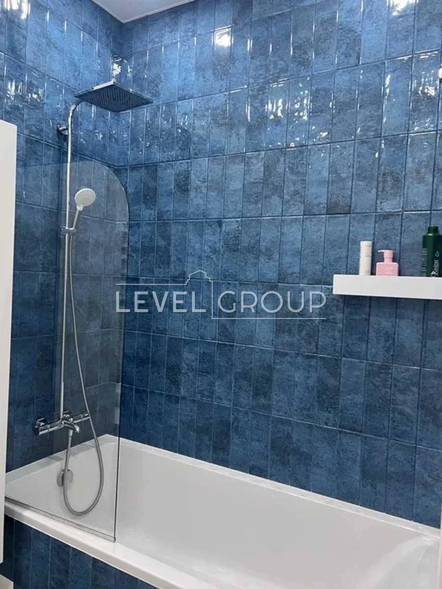 One-bedroom apartment for sale in Greenville Park/ Mykola