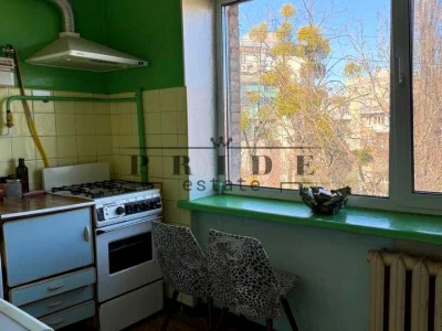 Квартира. Київ, Миколи Міхновського бульв.
