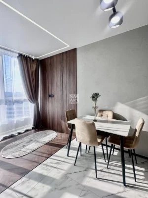 No Commission 1-Bedroom Apartment in "Parkovy Ozero 2" Complex - Renovated, Certificate