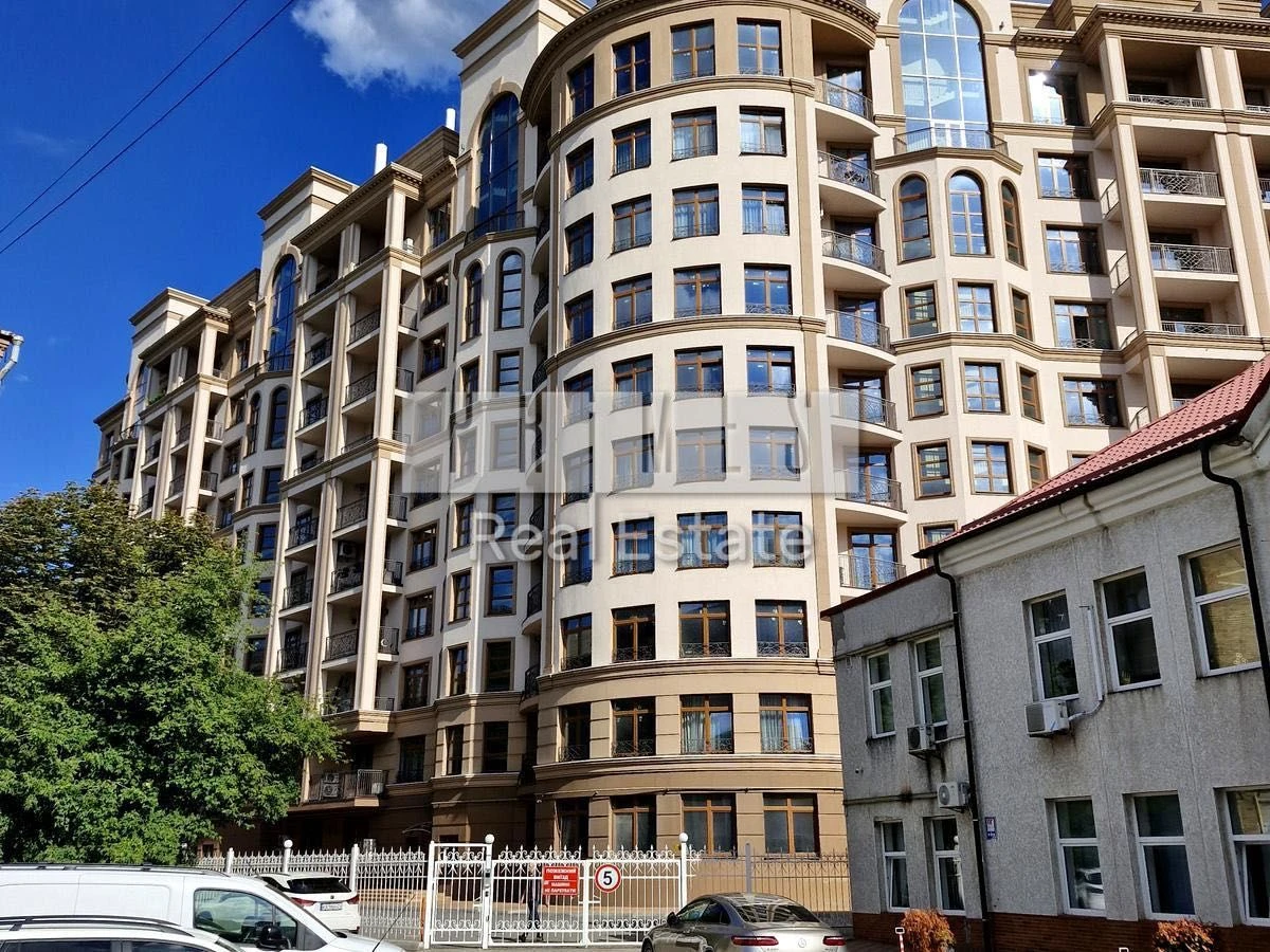 Apartment for Sale in Residence 52 Perлина, вул. Бойчука 19A, 100 sq m