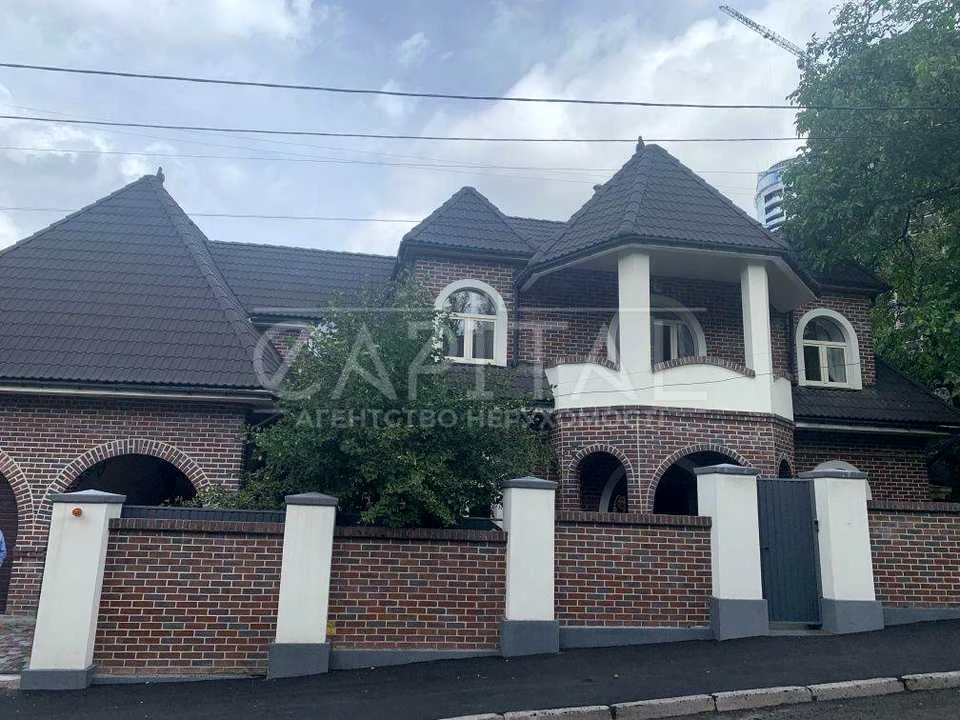 House. Kyiv, Pechersk District