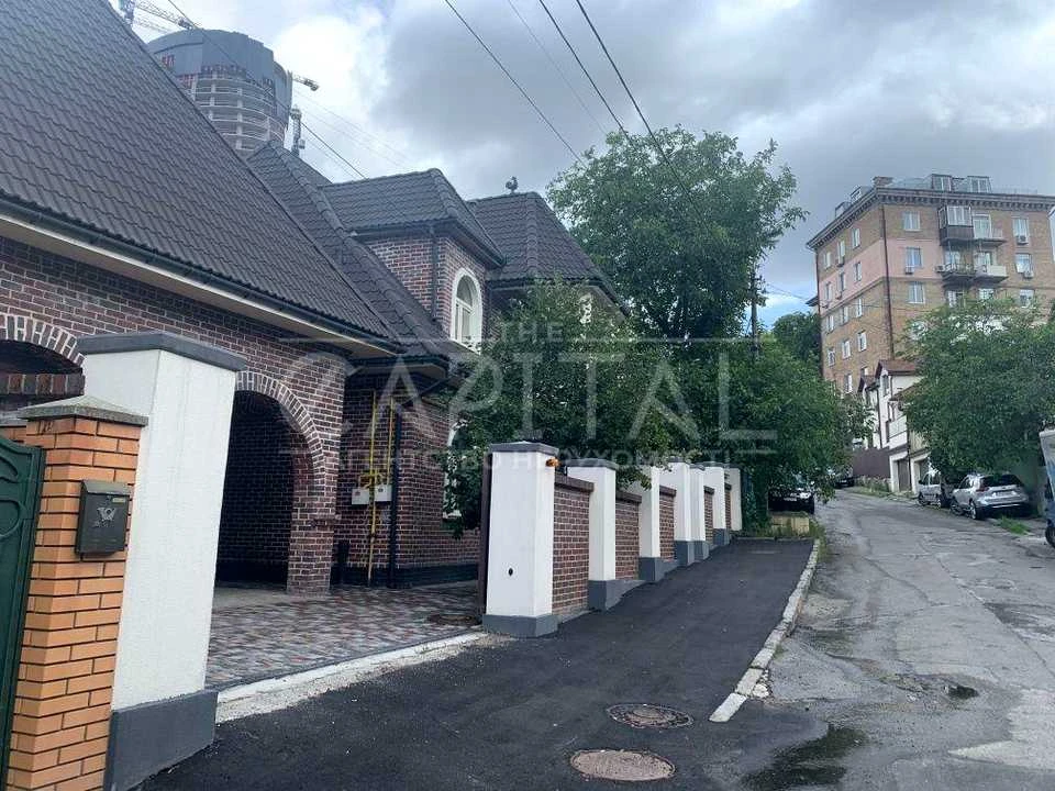 House. Kyiv, Pechersk District