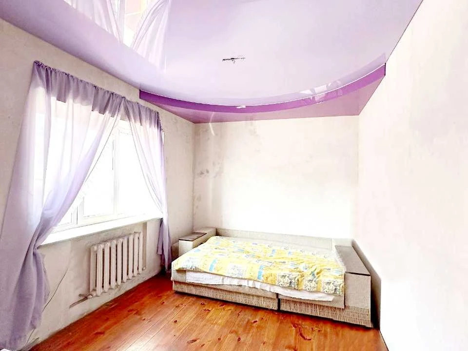 House. Dnipro, Mandrykivska St.