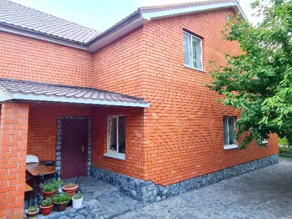 House. Dnipro, Mandrykivska St.