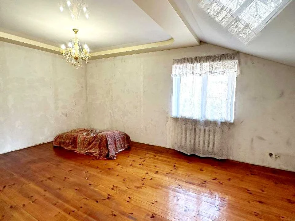 House. Dnipro, Mandrykivska St.
