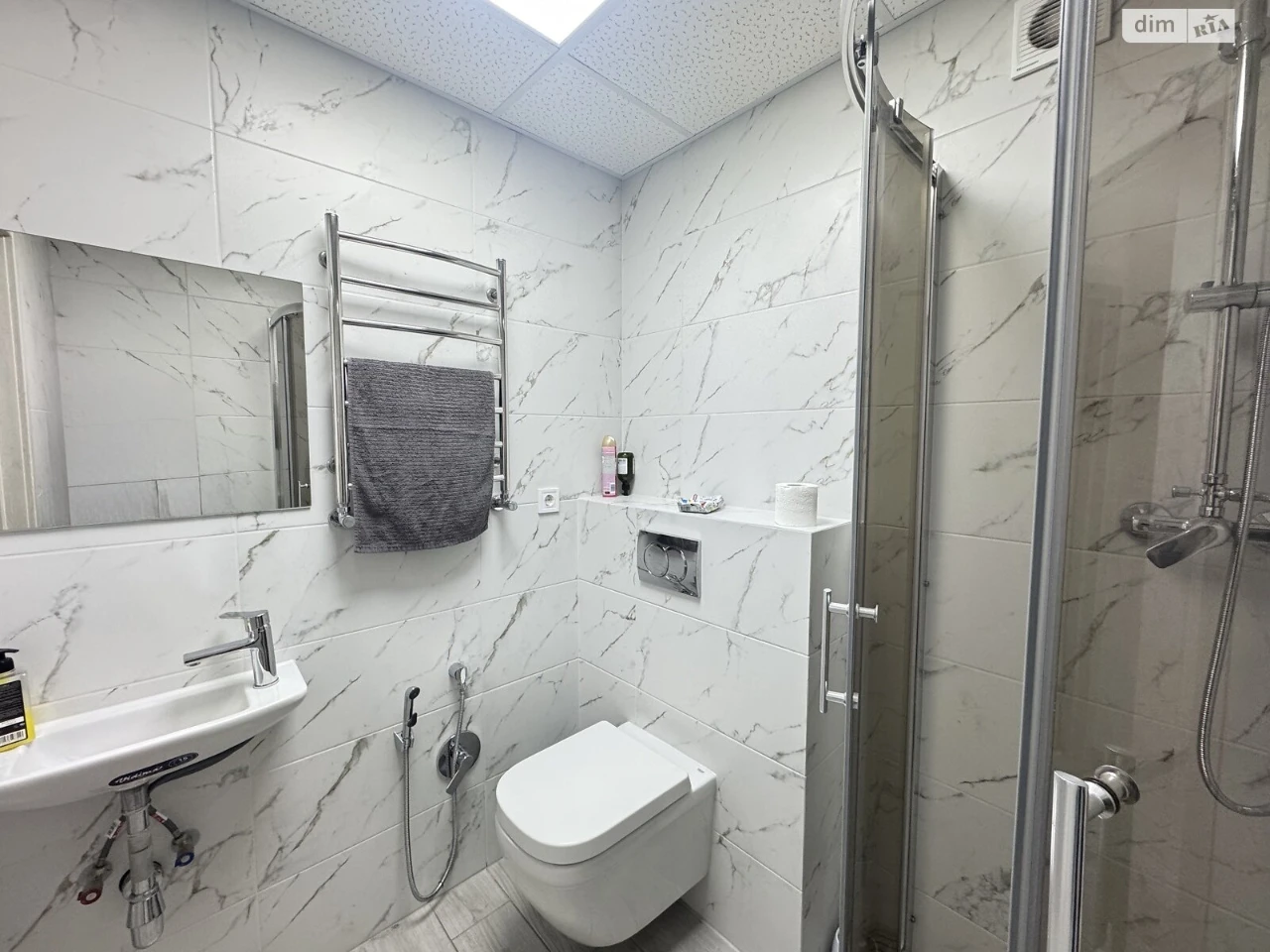 For Sale: Two-Room Apartment in Vishenka