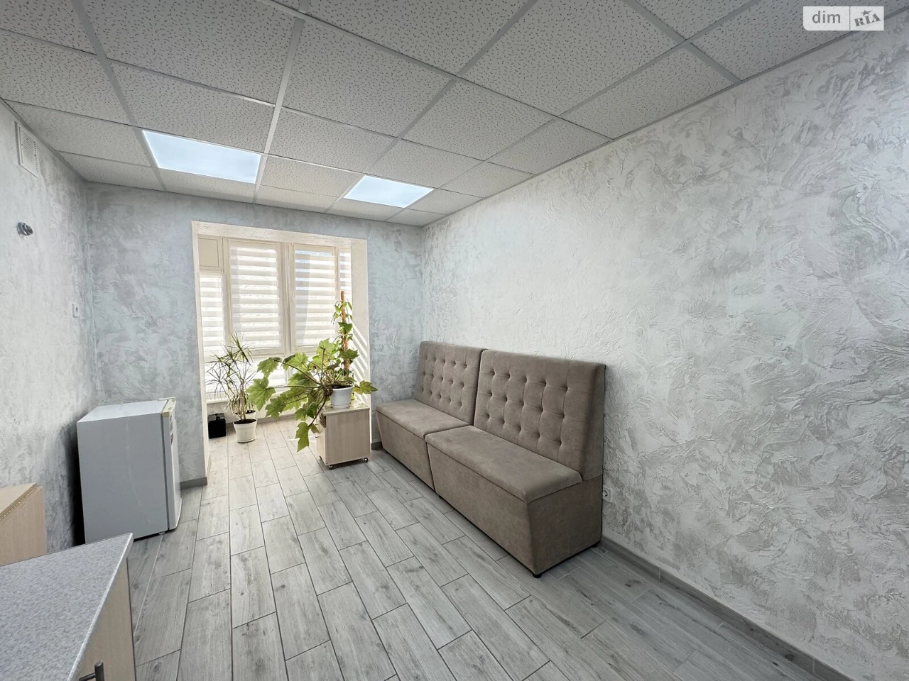 For Sale: Two-Room Apartment in Vishenka