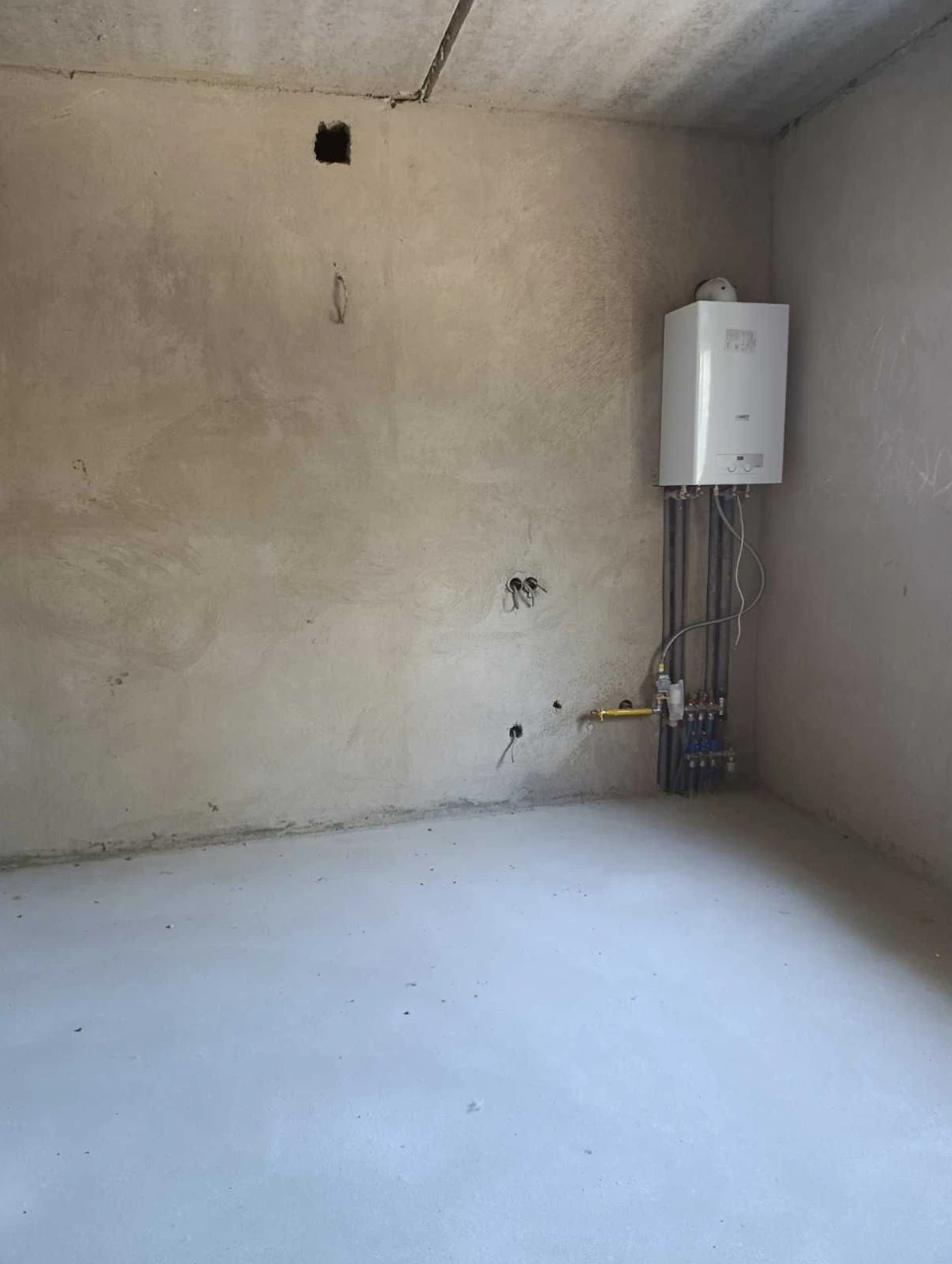 Sale of a 2-bedroom apartment in Kyiv
