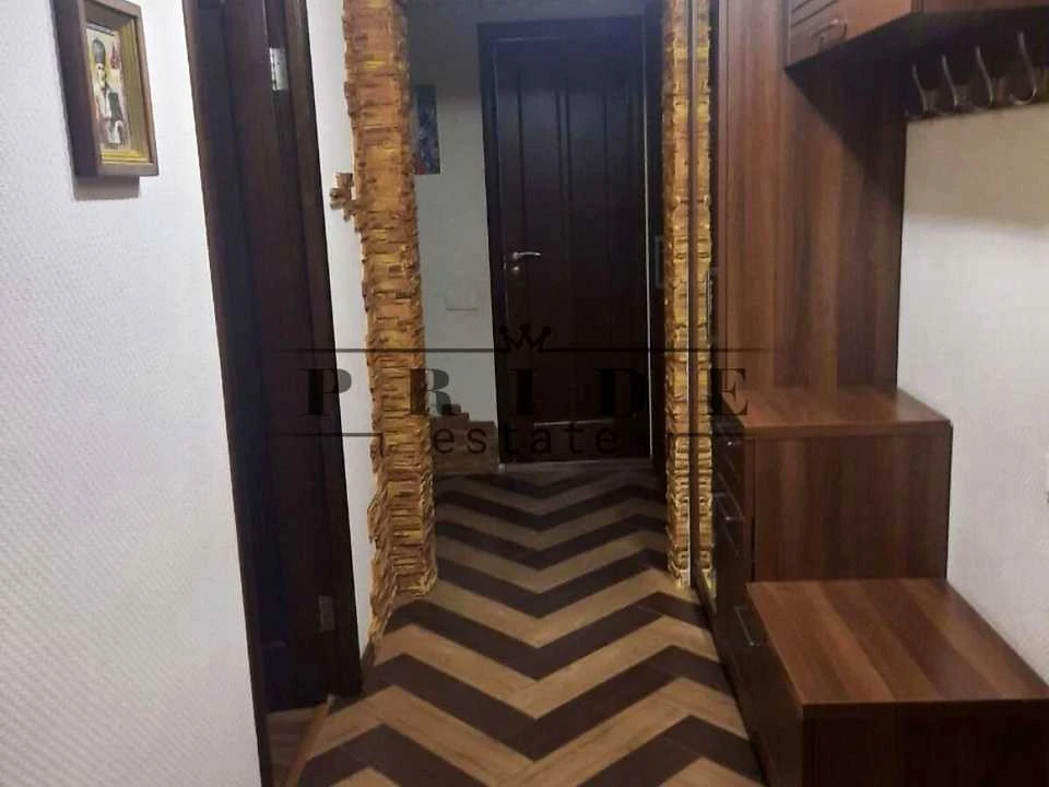 Apartment. Kharkivshe Street, Kyiv