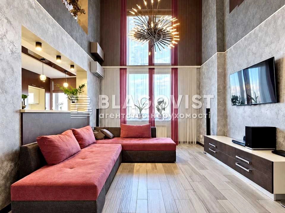 Apartment. Dragomannova st., Kyiv