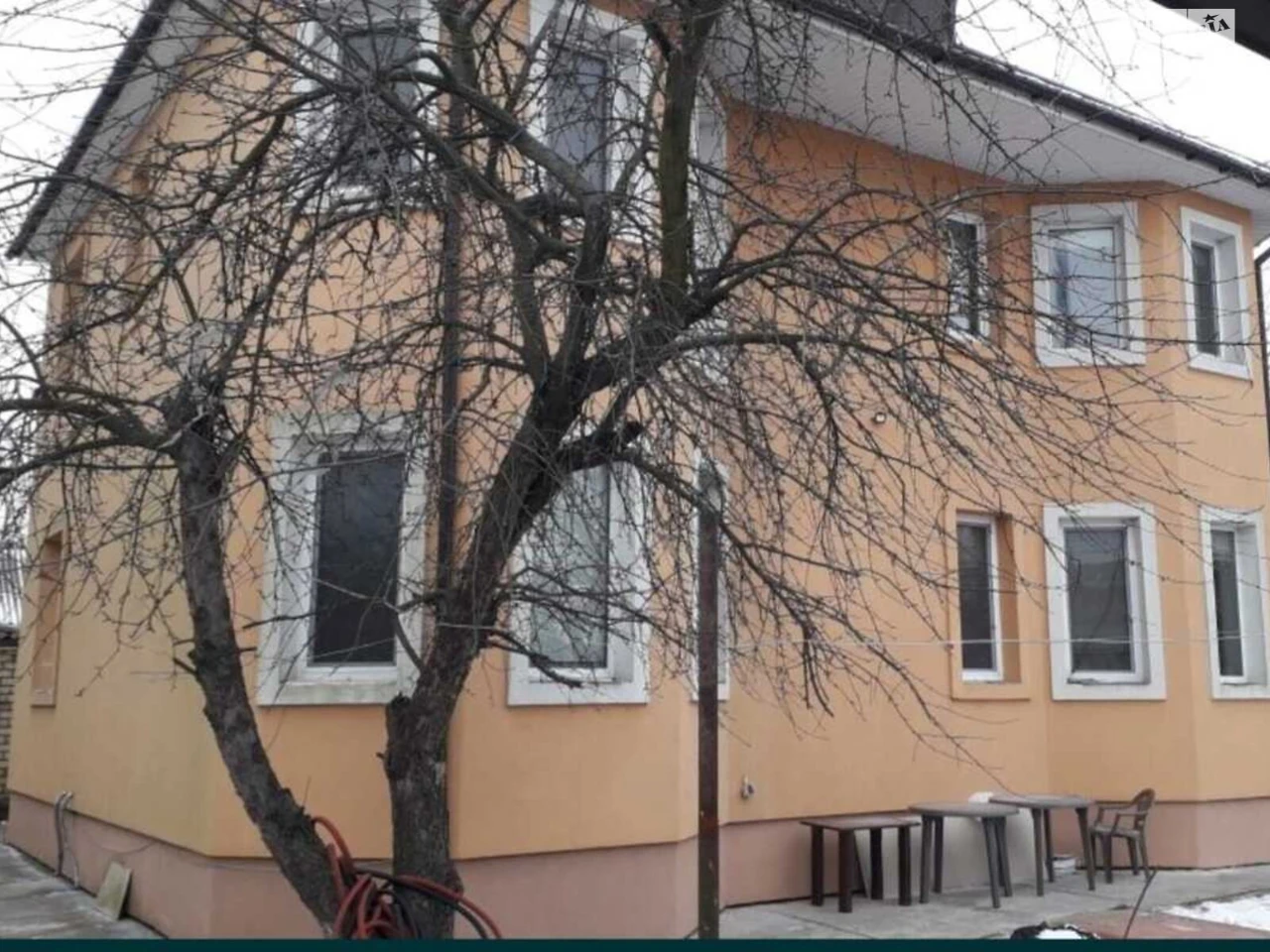 Sale House in Darnitsky District