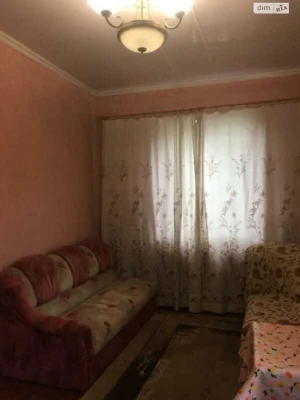 Sale House in Darnitsky District