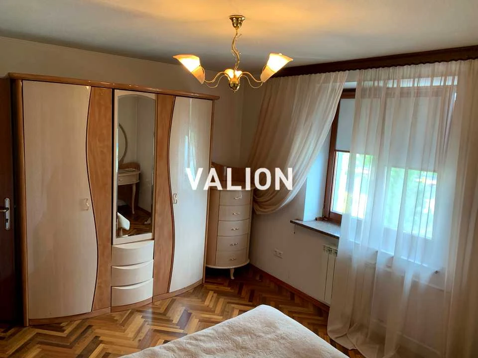 Apartment. Kyiv, Svythenska st.