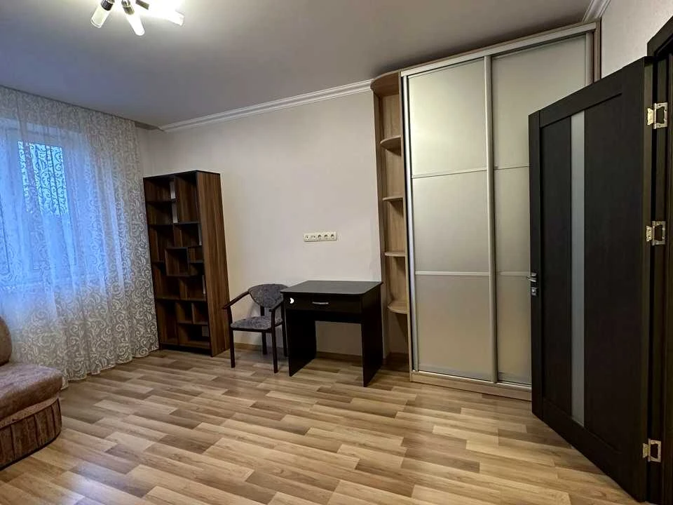 Квартира. Юрій Поправки, 4/39А