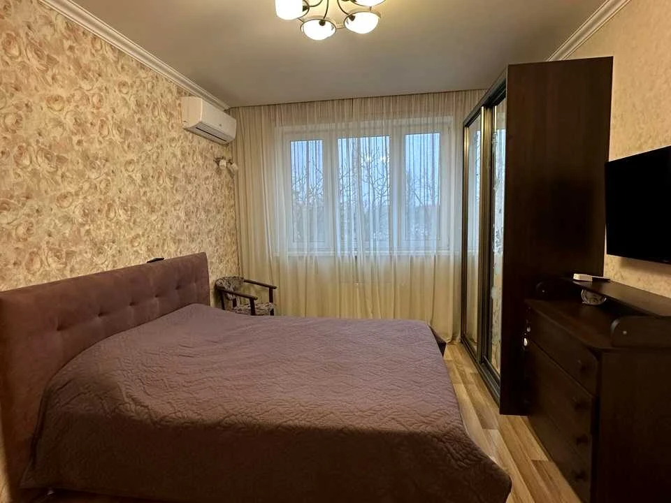 Квартира. Юрій Поправки, 4/39А