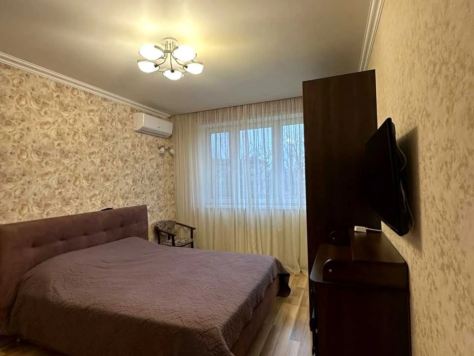 Квартира. Юрій Поправки, 4/39А