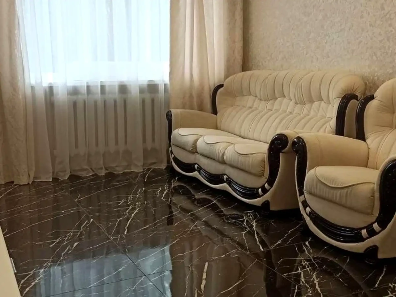 Rent 2-room apartment 50 m² on the 5th floor.