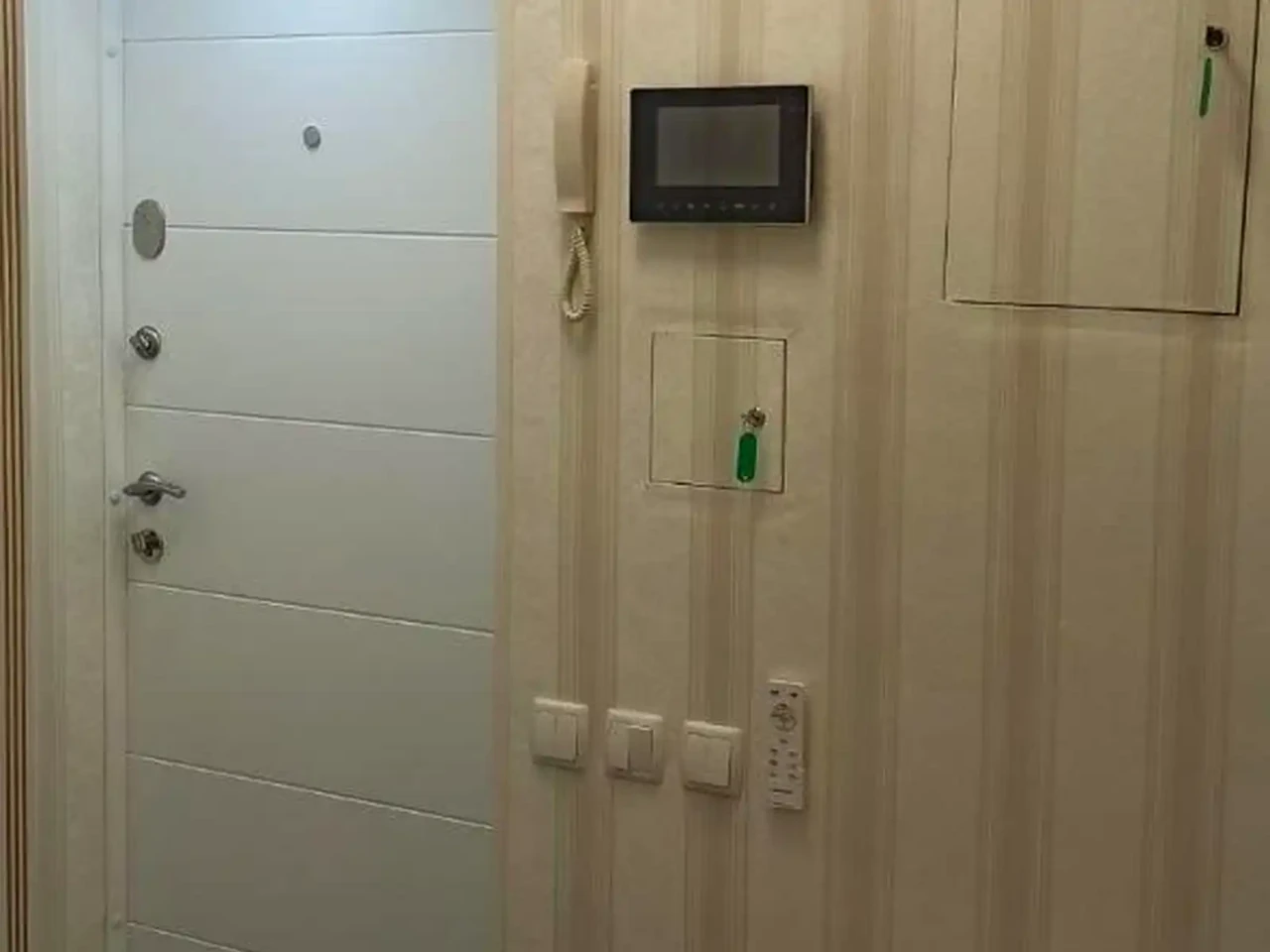 Rent 2-room apartment 50 m² on the 5th floor.