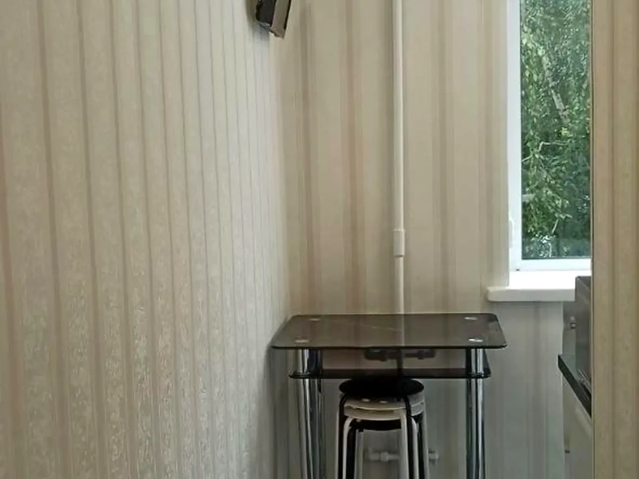 Rent 2-room apartment 50 m² on the 5th floor.