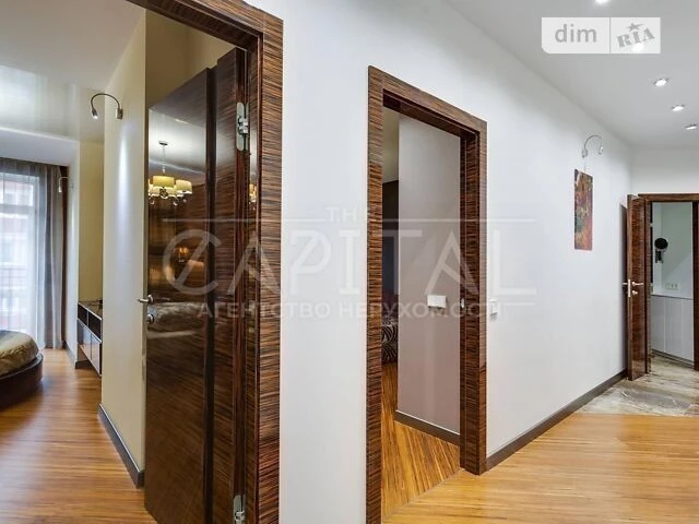 For sale 4-room apartment 165 sq. m on Shchekavytska Street 30/39 • ID 3