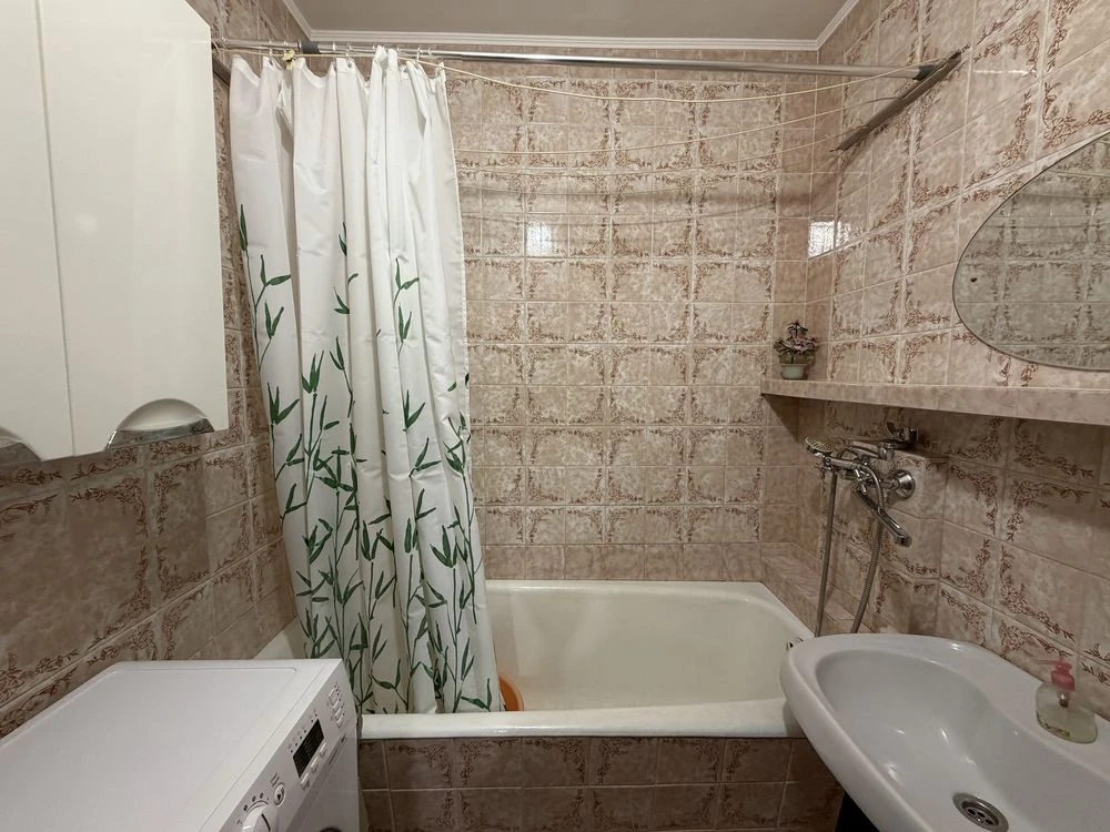 For Sale: 1-bedroom apartment on Troyeschyna, 65, Red Linden.
