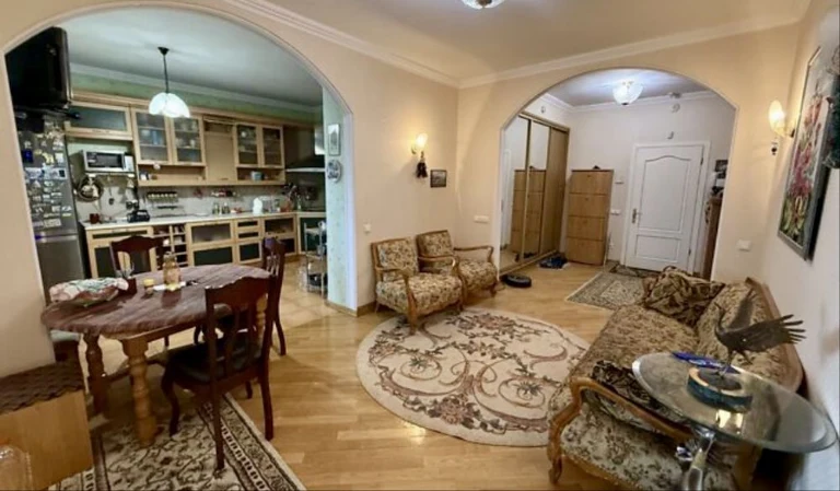 Sale of a 3-room apartment, 11/17, 96 sq.m., Akademika Veradenskogo 57, ме