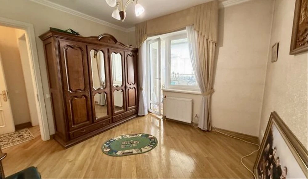 Sale of a 3-room apartment, 11/17, 96 sq.m., Akademika Veradenskogo 57, ме