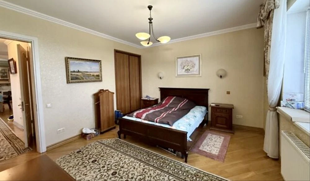 Sale of a 3-room apartment, 11/17, 96 sq.m., Akademika Veradenskogo 57, ме