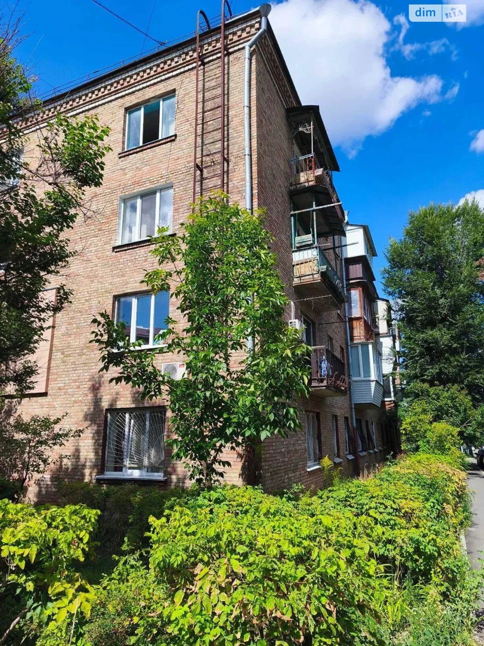 Apartment for Sale in Sviatoshyn