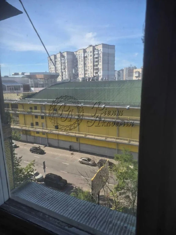 Продам 2-кімн напроти Дрім Тауну, ТОРГ