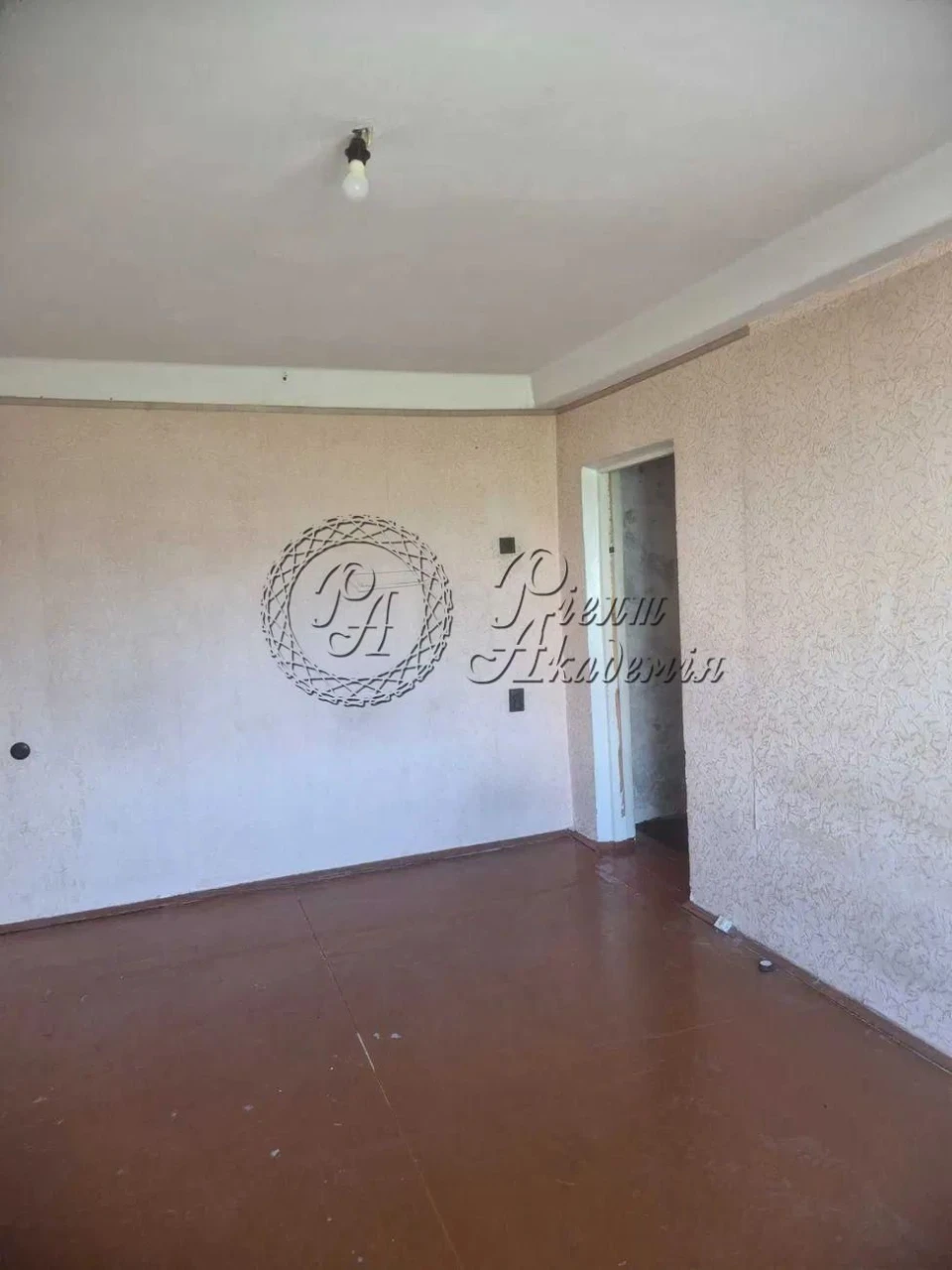 For Sale: 2-room apartment near Dream Town, Bargain