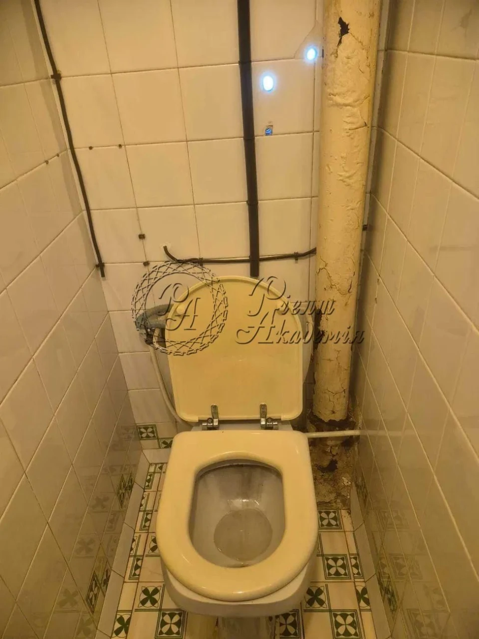 For Sale: 2-room apartment near Dream Town, Bargain
