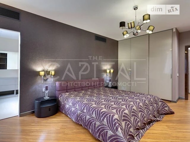 For sale 4-room apartment 165 sq. m on Shchekavytska Street 30/39 • ID 3