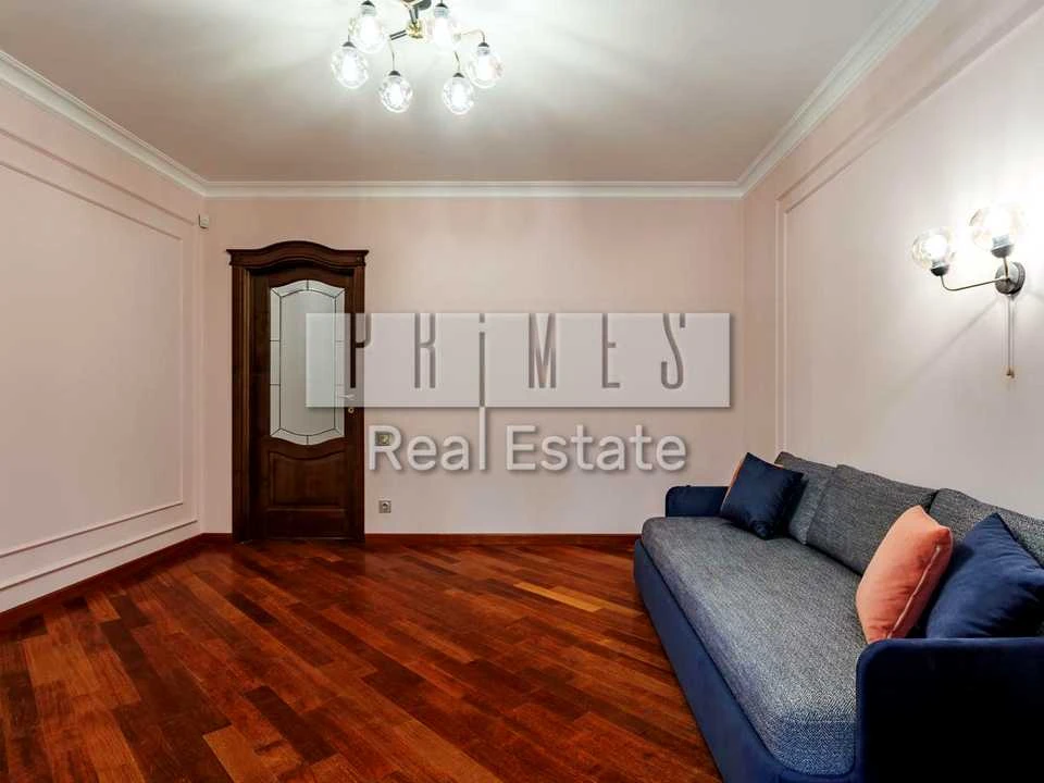 Apartment. Kyiv, Staronavodnytska St.