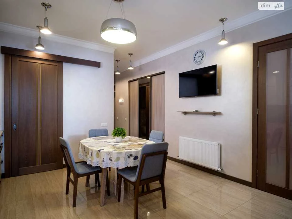 Apartment. Odesa, Udilnyi Prospect