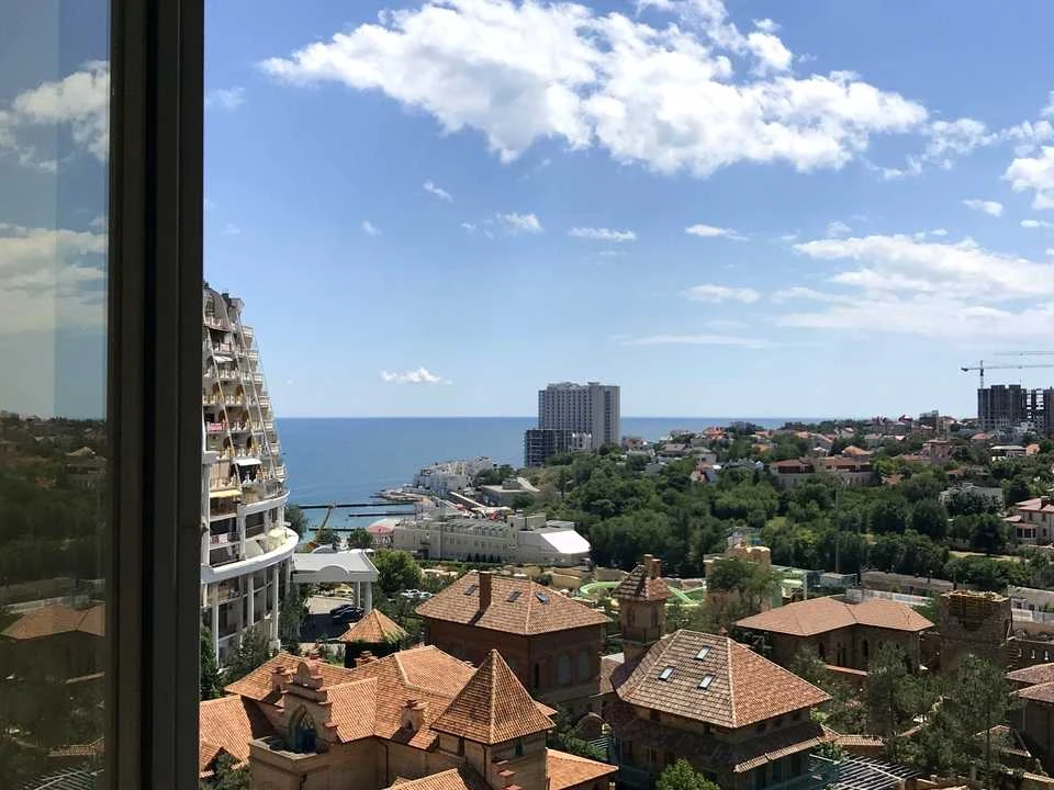 Apartment. Odesa, Arkadiys'ke plateau, вул.