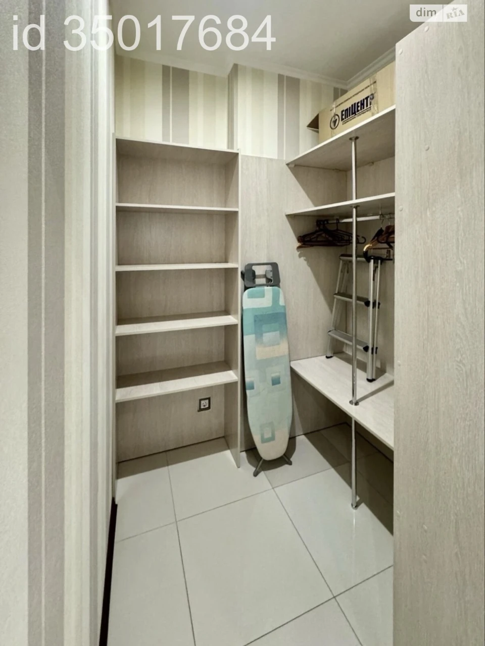 Apartment for Sale in Pavlovoye Pole