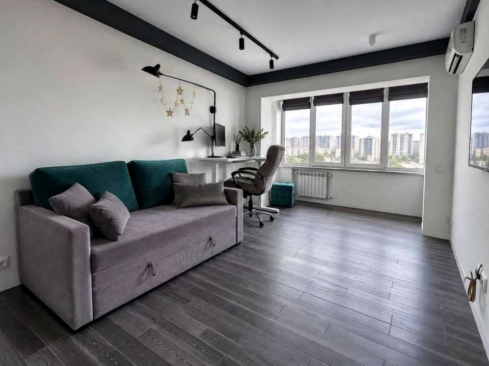 Apartment. John McKenna Street, Kyiv