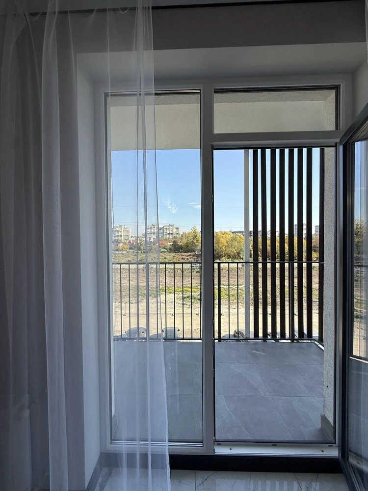 Sale of a 1-room + kitchen-studio apartment with a balcony! Near