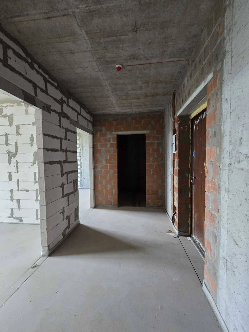 Продается 2-комнатная квартира, Киев, Голосеевский район, улица Академика Заболотного