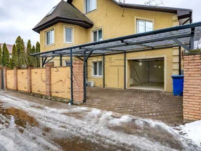 House. Address: Sadova str., Kyiv