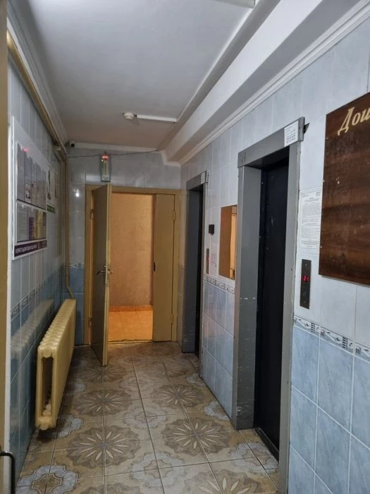 For sale a one-bedroom apartment, renovated, Grigorenko 18a