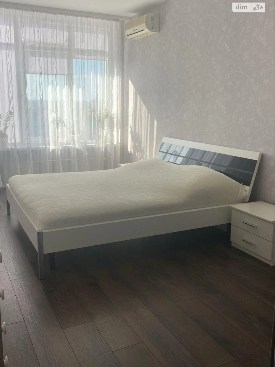 Довгострокова оренда квартири, Лівобережний масив