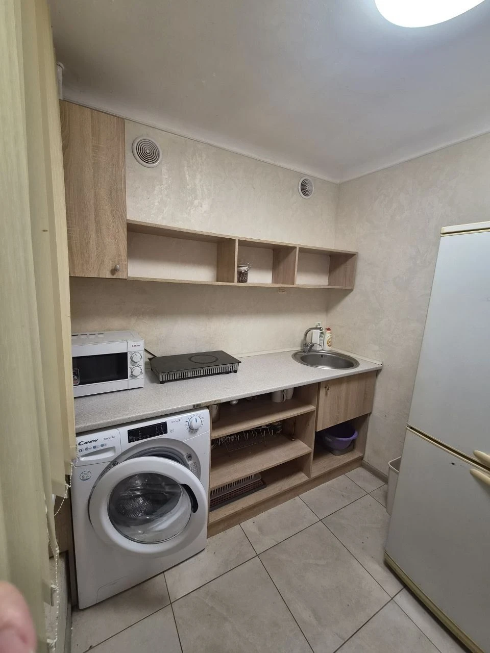 For sale 1-bedroom apartment at O. Polya 98a
