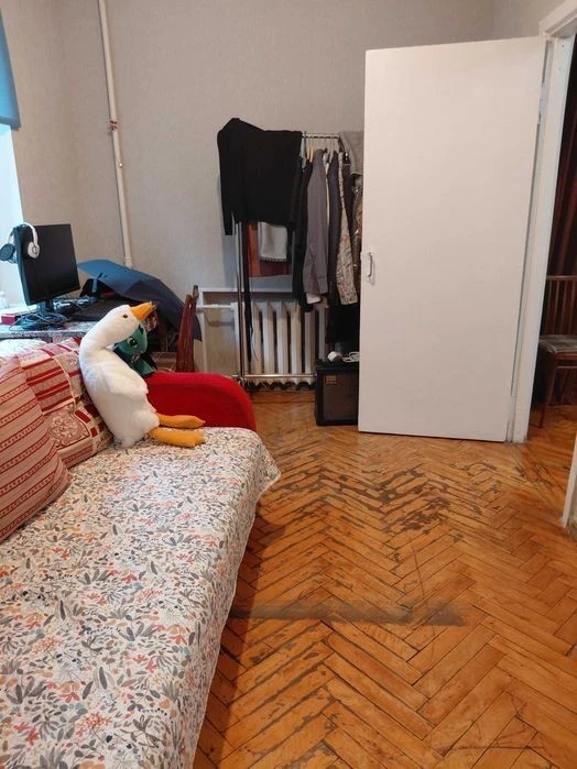 Продажа 2-комнатной метро Зверинецкая