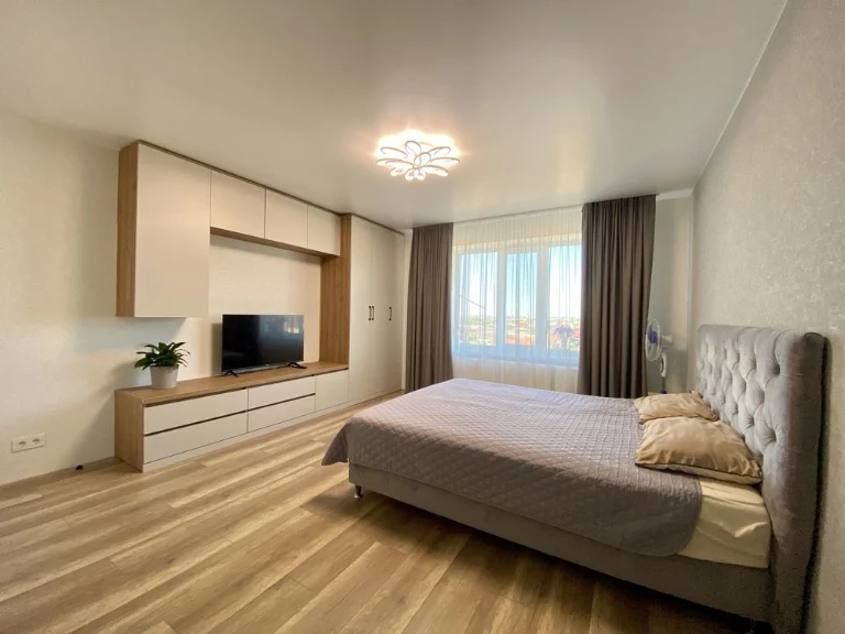 Spacious 1-bedroom apartment in ЖК Сімейний Комфорт