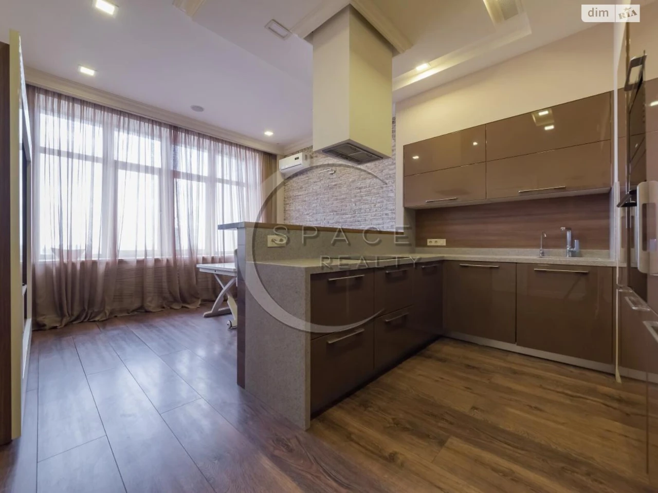 Long-Term Rental - 2-Room Apartment