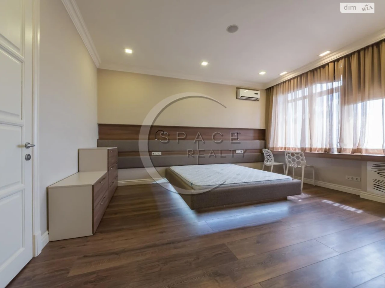 Long-Term Rental - 2-Room Apartment